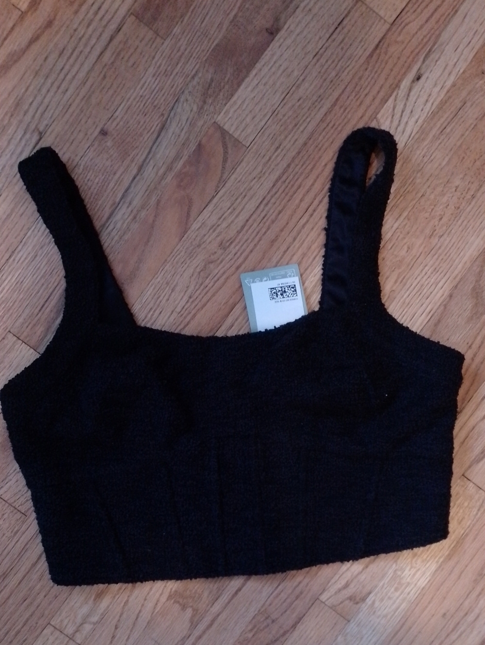 H&M Black Popcorn Knit With Lining Cropped Ribbered Seams Cropped Tank Top